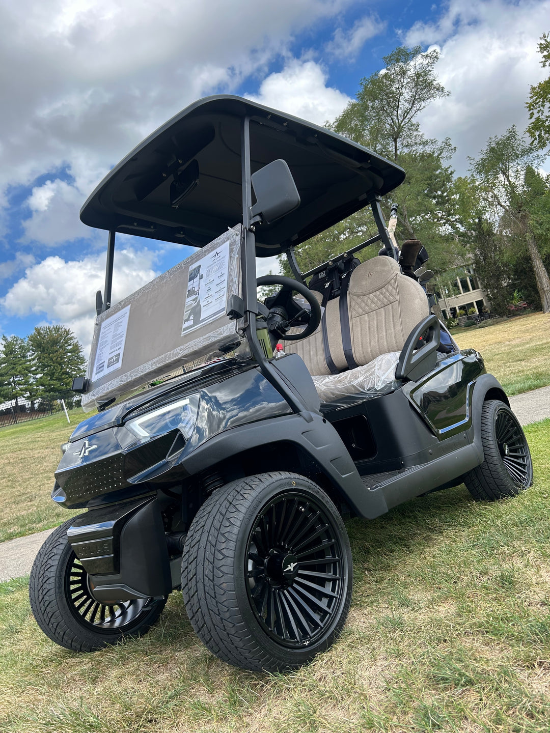 2025 Atlas 2 Passenger Electric