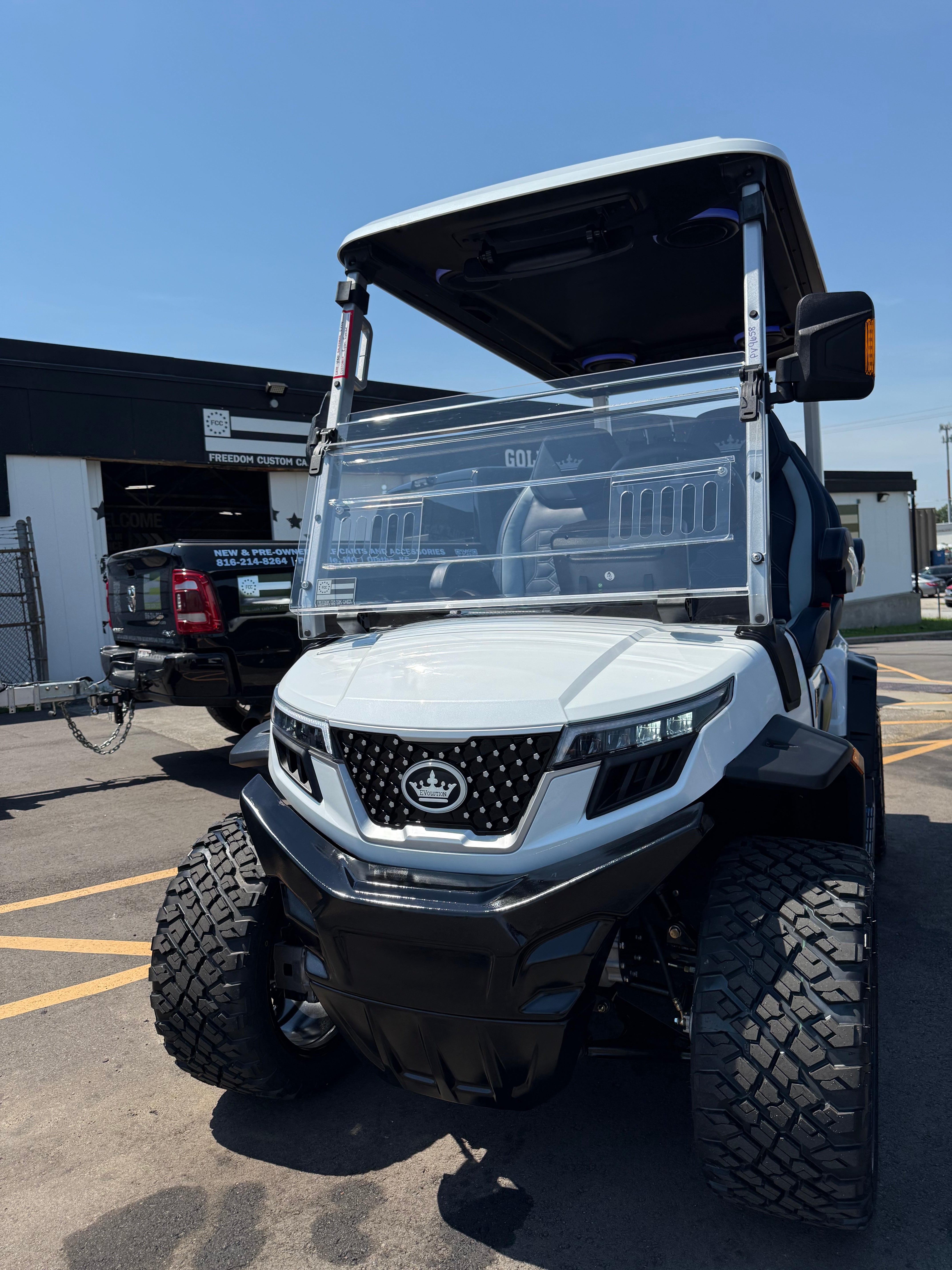 2025 Evolution D-Max XT4 Electric Lifted – My Store