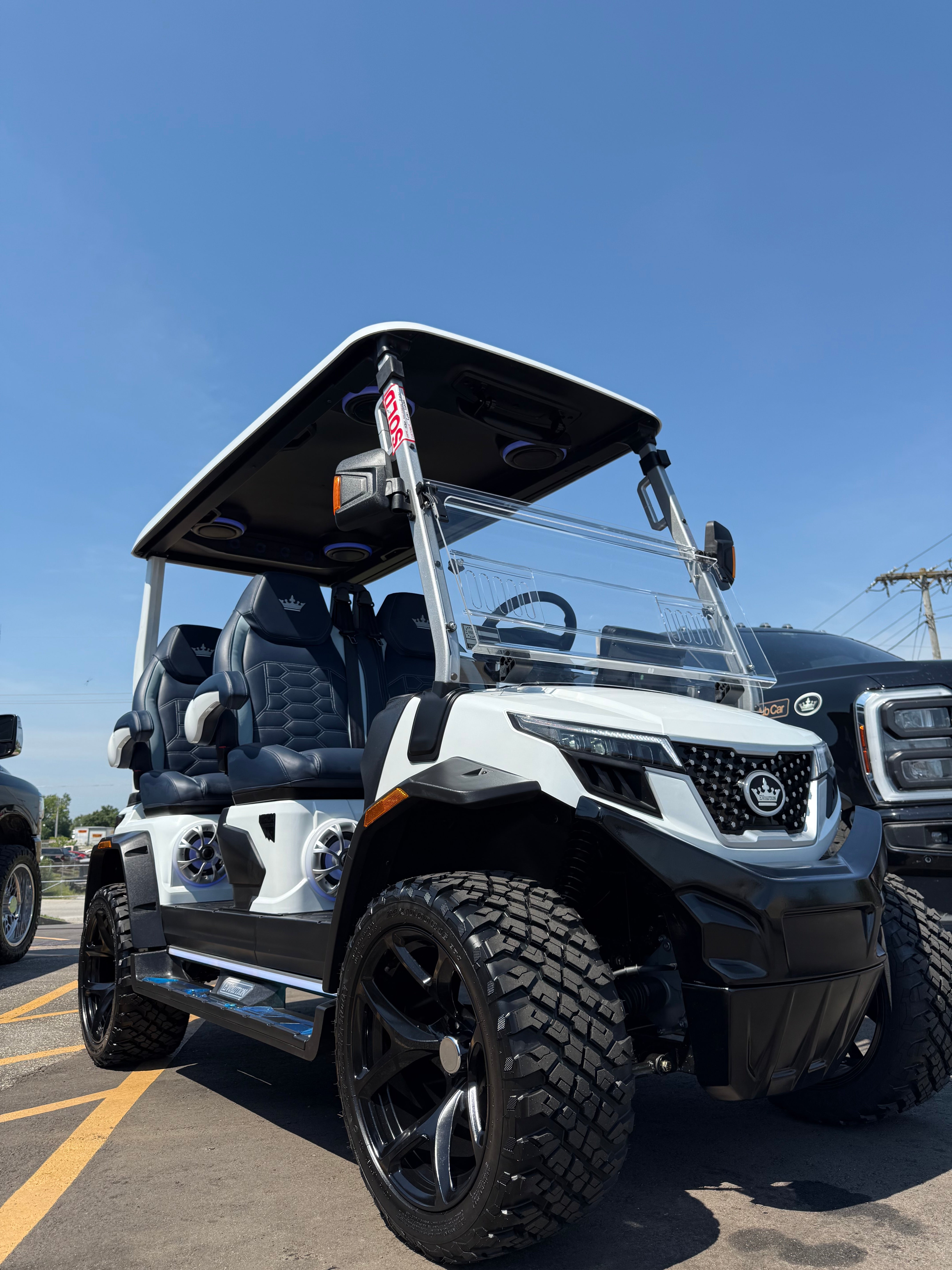 2025 Evolution D-Max XT4 Electric Lifted – My Store