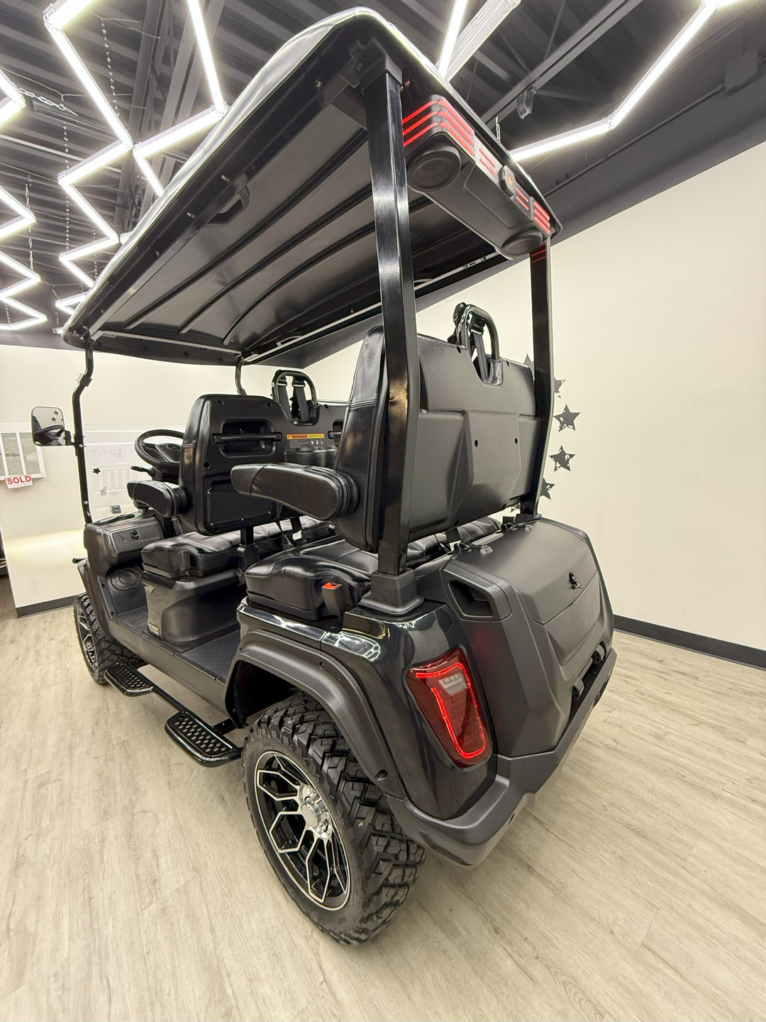 2025 Evolution D5-Maverick 4 Electric