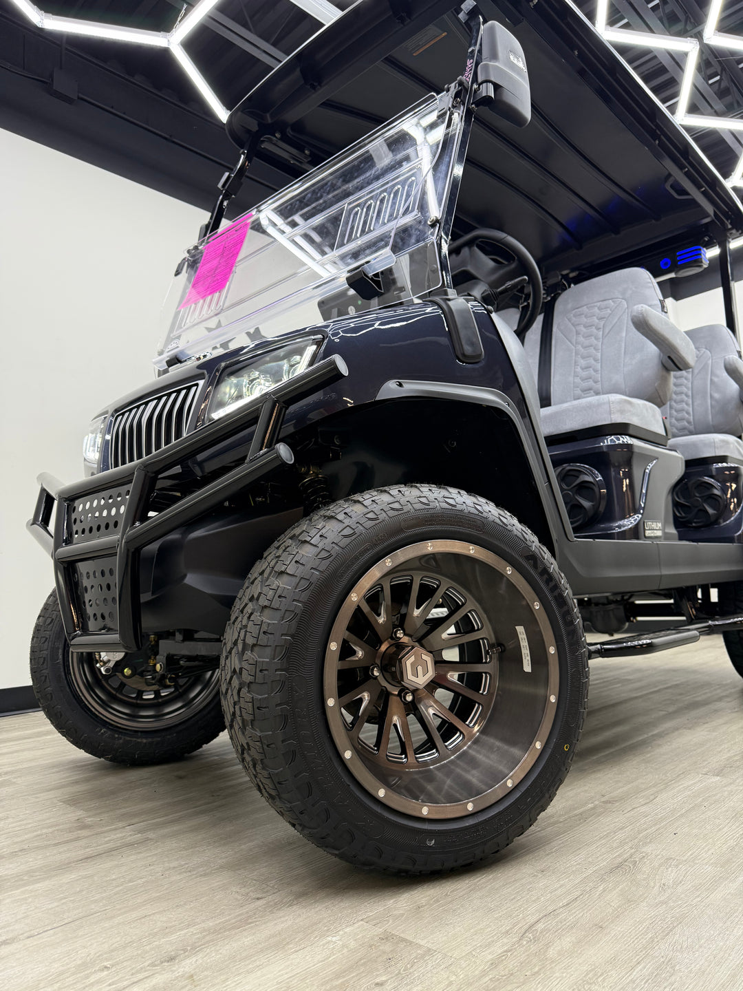 2025 Evolution D5-Maverick 4 Electric Lifted