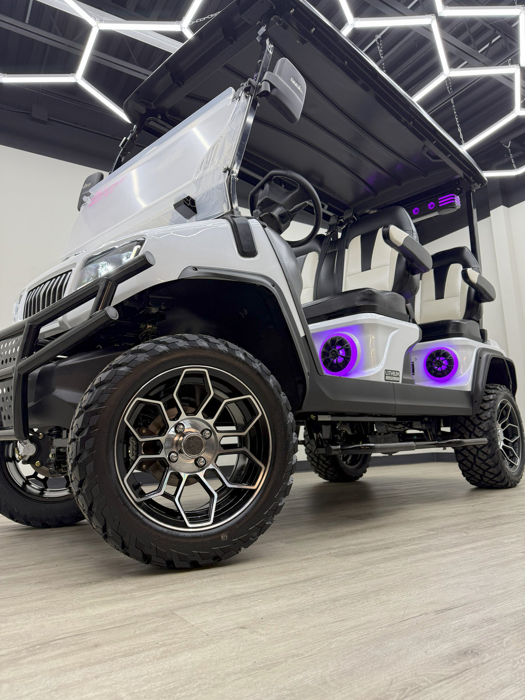 2025 Evolution D5-Maverick 4 Plus Electric Lifted