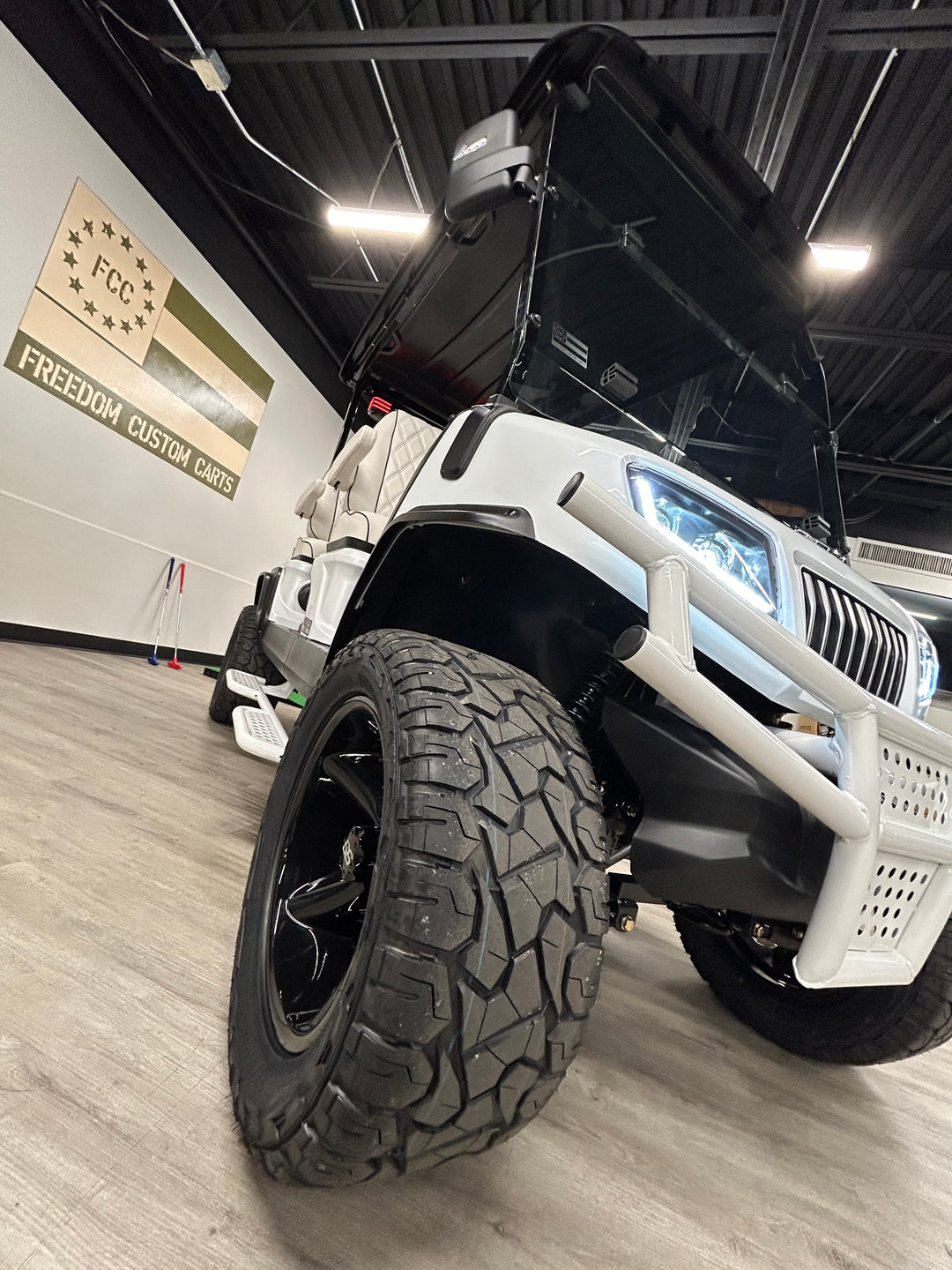 2025 Evolution D5-Maverick 4 Electric Lifted