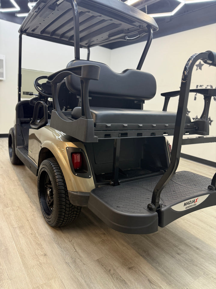2020 EZGO EZGO RXV Elite 2.0 4 passenger Electric