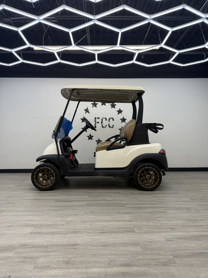 2020 Club Car Club Car Precedent  Gas