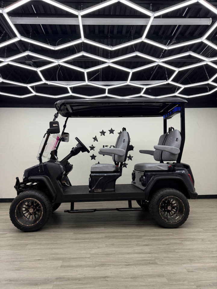 2025 Evolution D5-Maverick 4 Electric Lifted