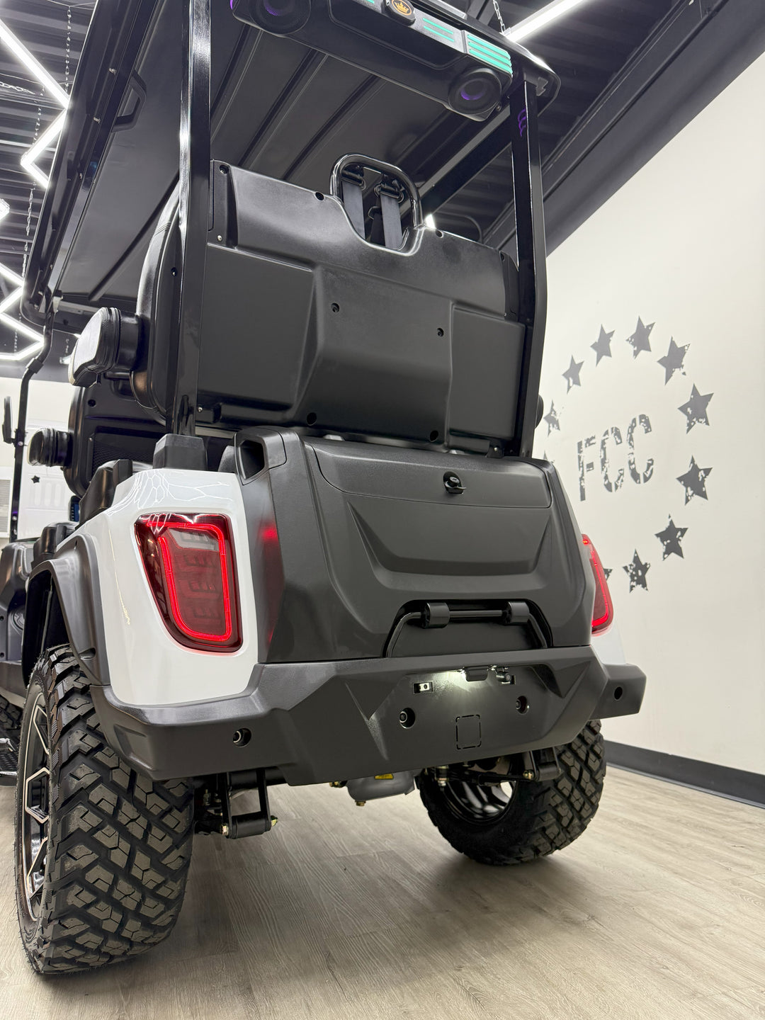 2025 Evolution D5-Maverick 4 Plus Electric Lifted