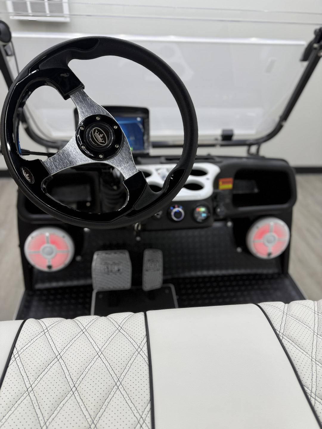 2025 Evolution Carrier 6 Plus Electric