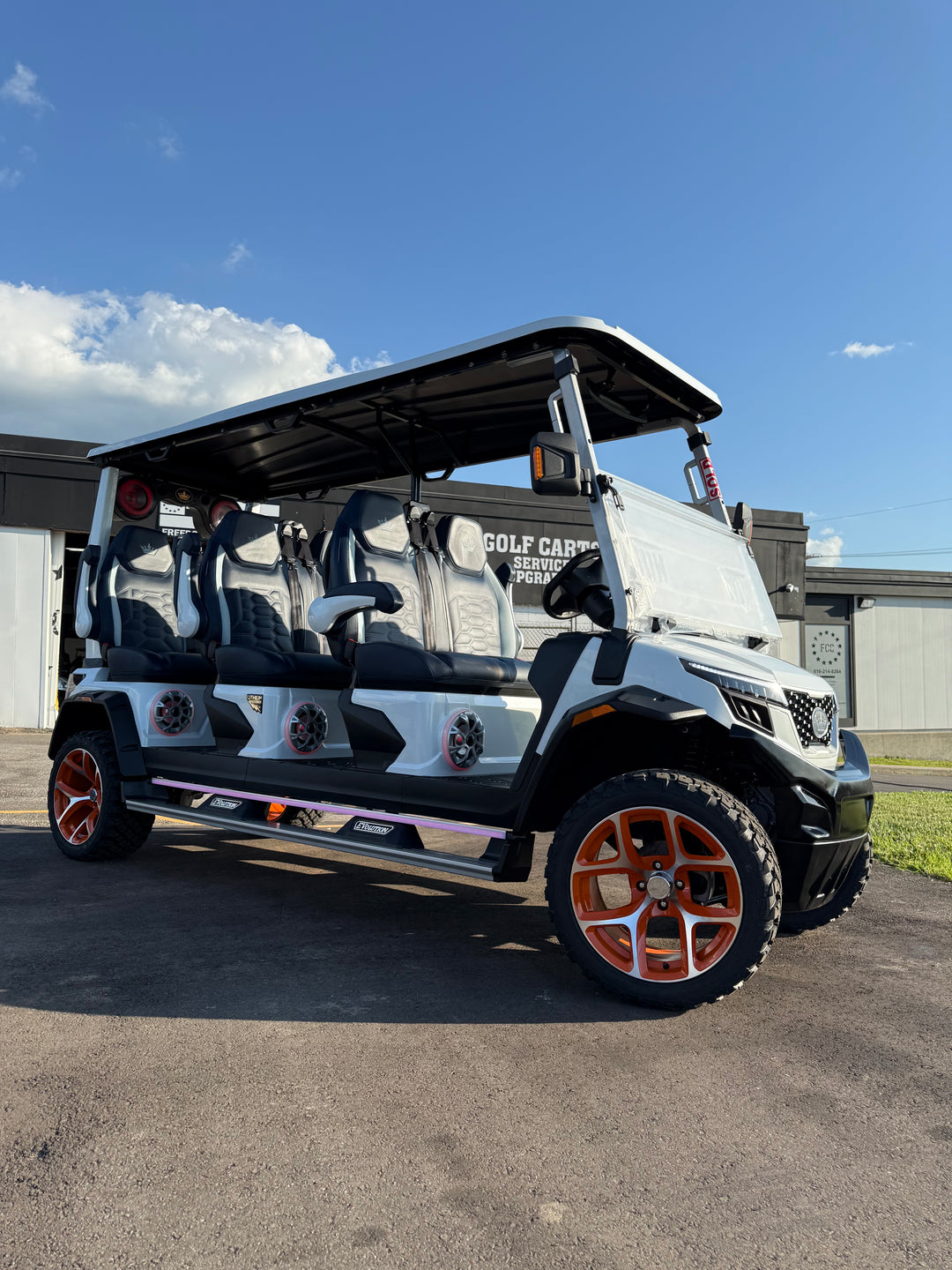 2025 Evolution D-Max XT6 Electric
