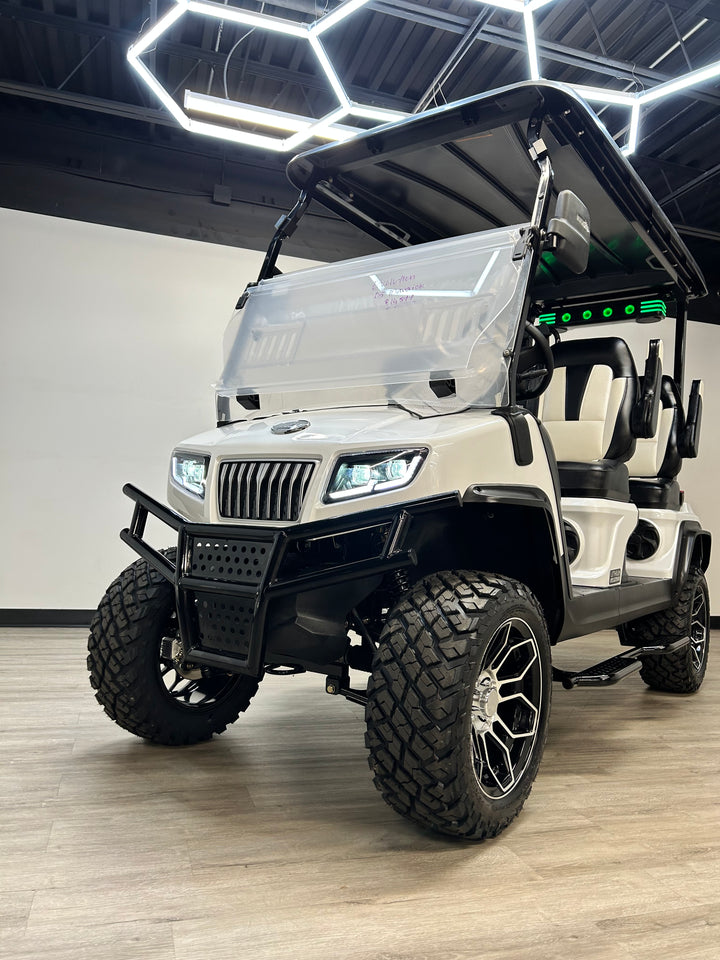 2024 Evolution D5-Maverick 4 Electric Lifted