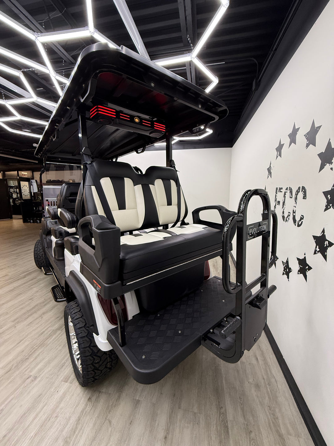 2025 Evolution D5-Maverick 4+2 Plus Electric