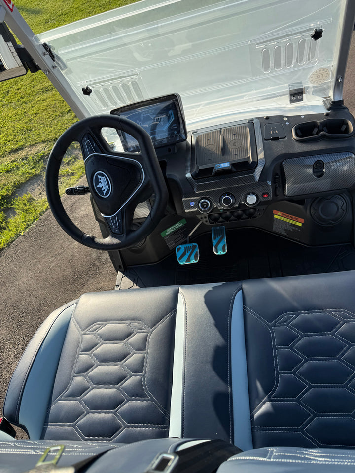 2025 Evolution D-Max XT6 Electric