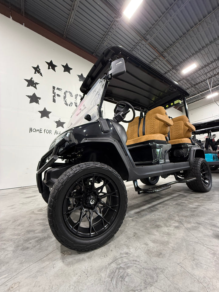 2025 Evolution D5-Maverick 4 Electric Lifted