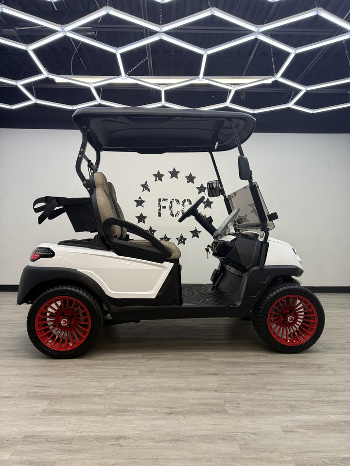 2026 Atlas 2 Passenger Electric