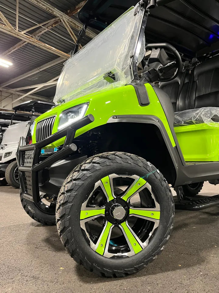 2024 Evolution D5-Maverick 4 Electric Lifted