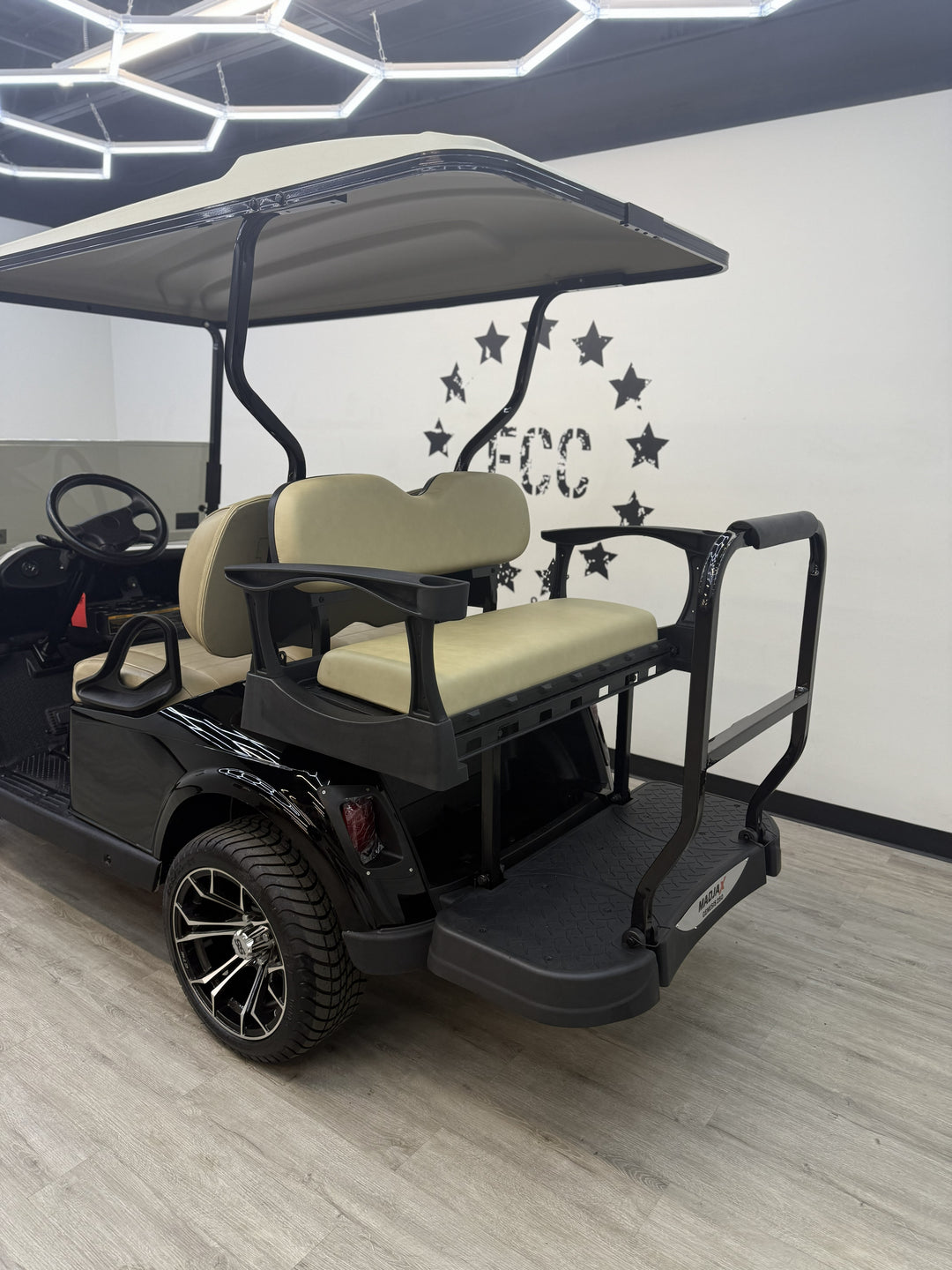 2020 EZGO EZGO RXV Elite 2.0 4 passenger Electric