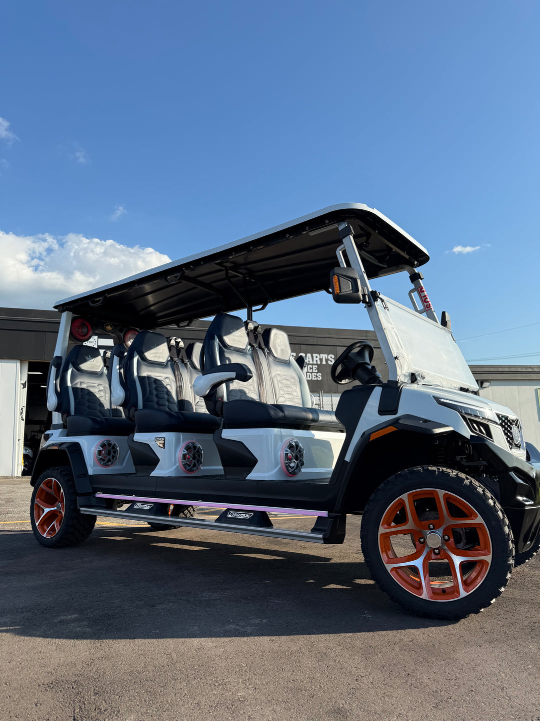 2025 Evolution D-Max XT6 Electric