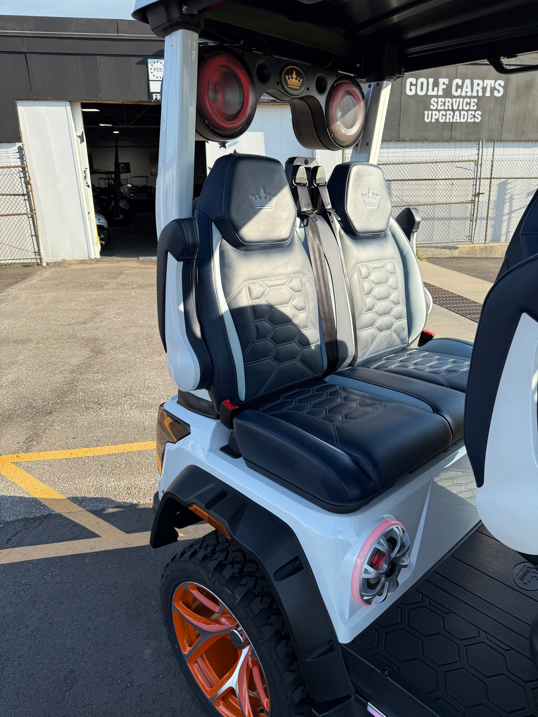 2025 Evolution D-Max XT6 Electric