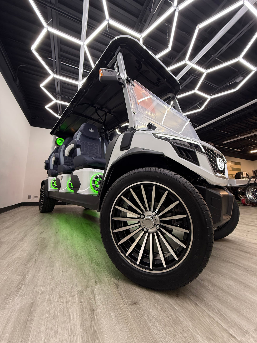 2025 Evolution D-Max GT6 Electric