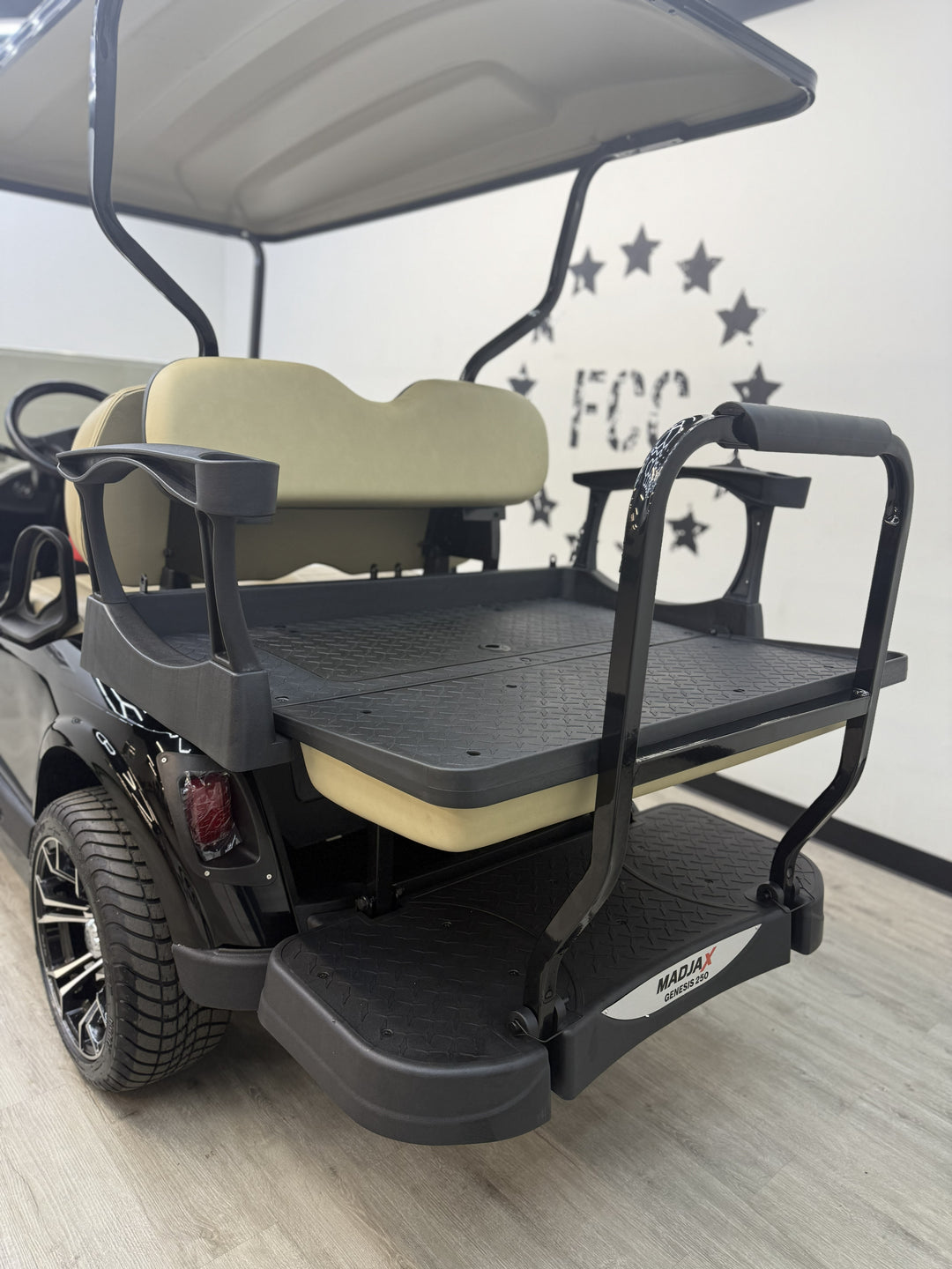 2020 EZGO EZGO RXV Elite 2.0 4 passenger Electric