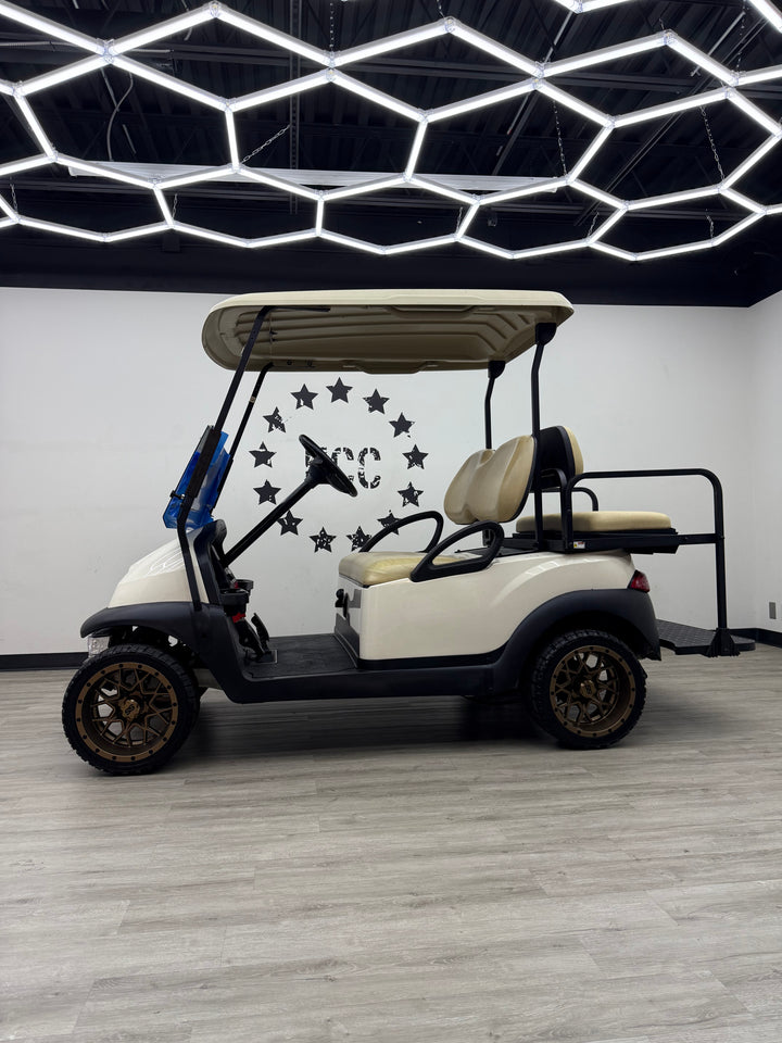2020 Club Car Precedent Gas