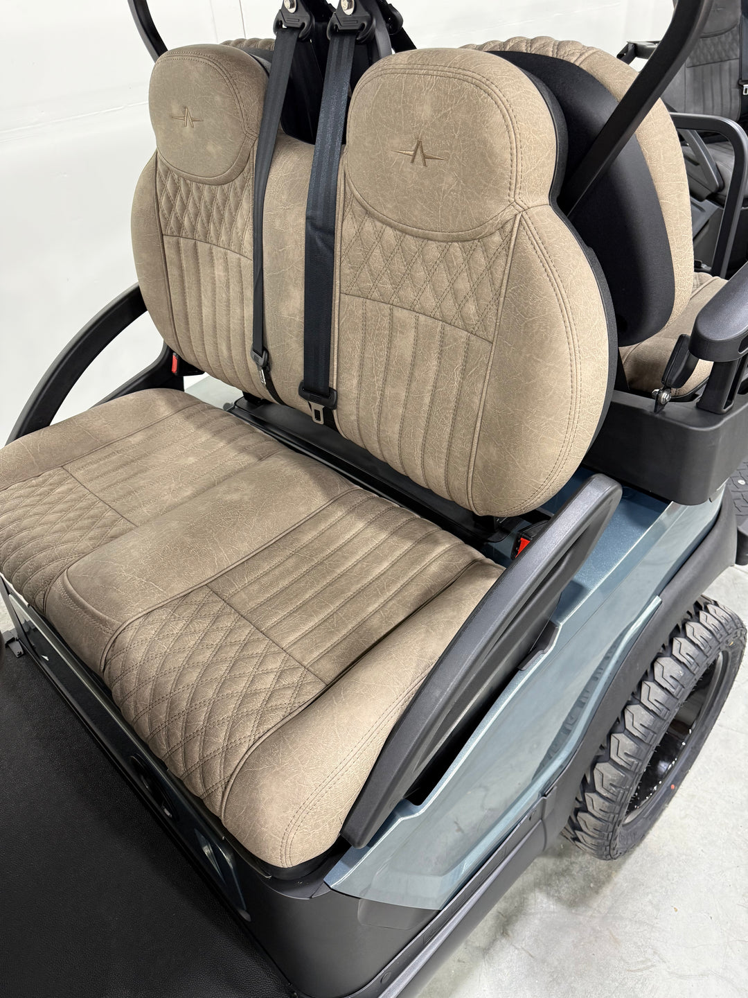 2026 Atlas 6 Passenger Electric Lifted