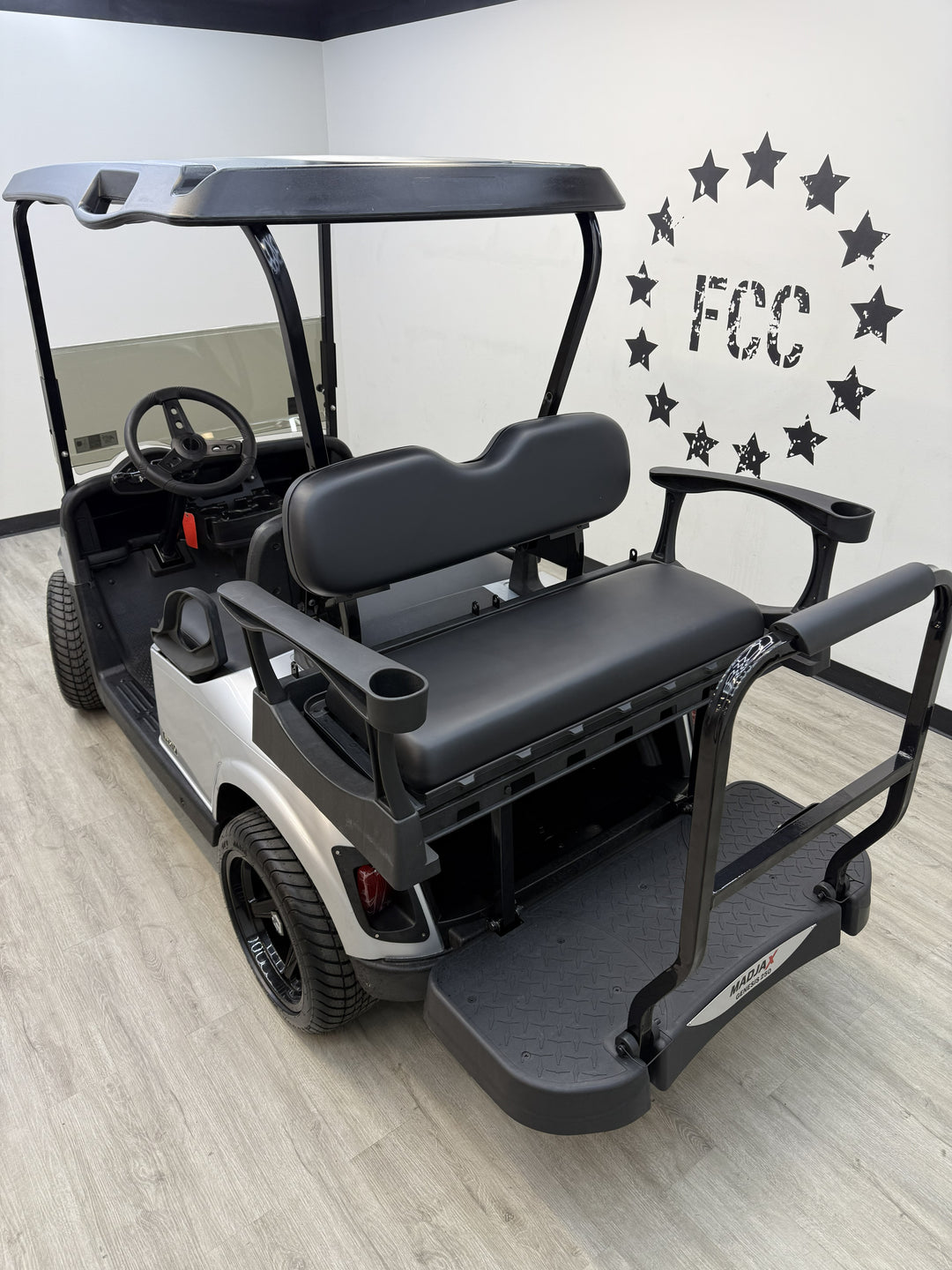 2020 EZGO EZGO RXV Elite 2.0 4 passenger Electric