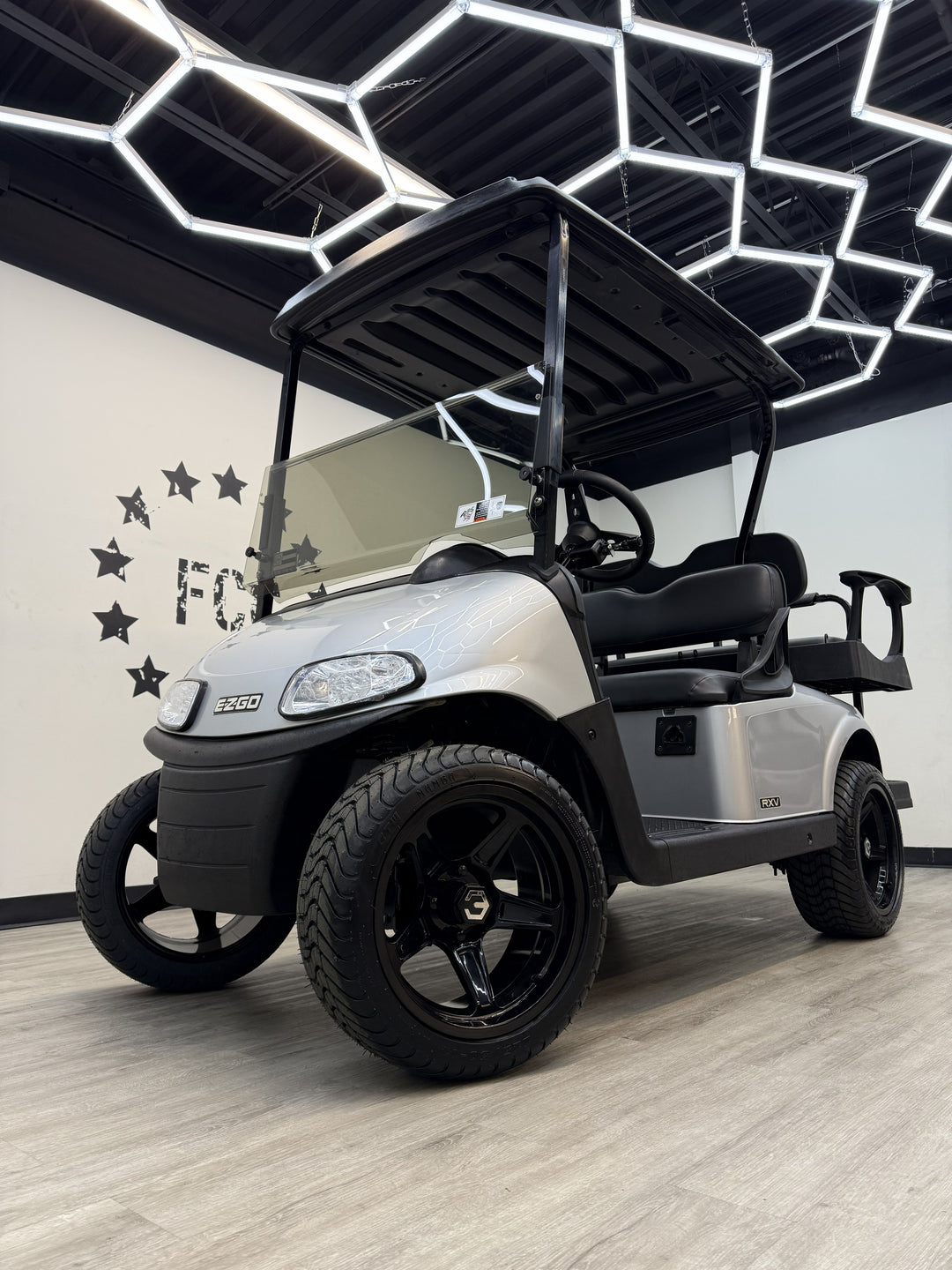 2020 EZGO EZGO RXV Elite 2.0 4 passenger Electric
