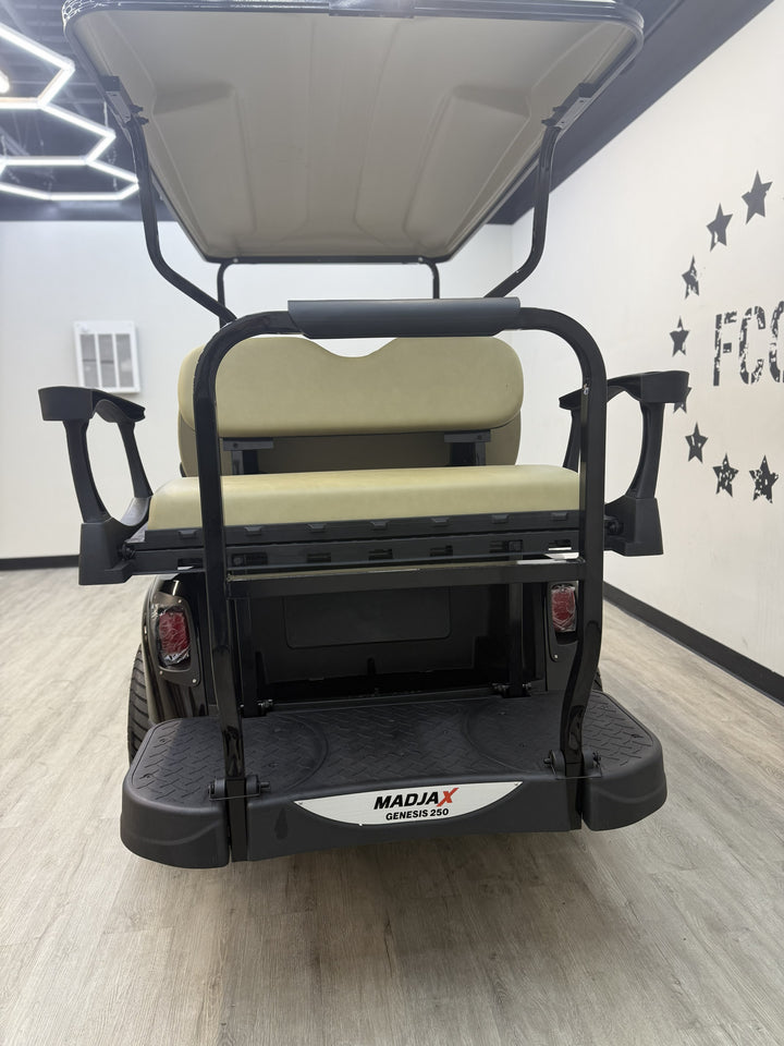 2020 EZGO EZGO RXV Elite 2.0 4 passenger Electric
