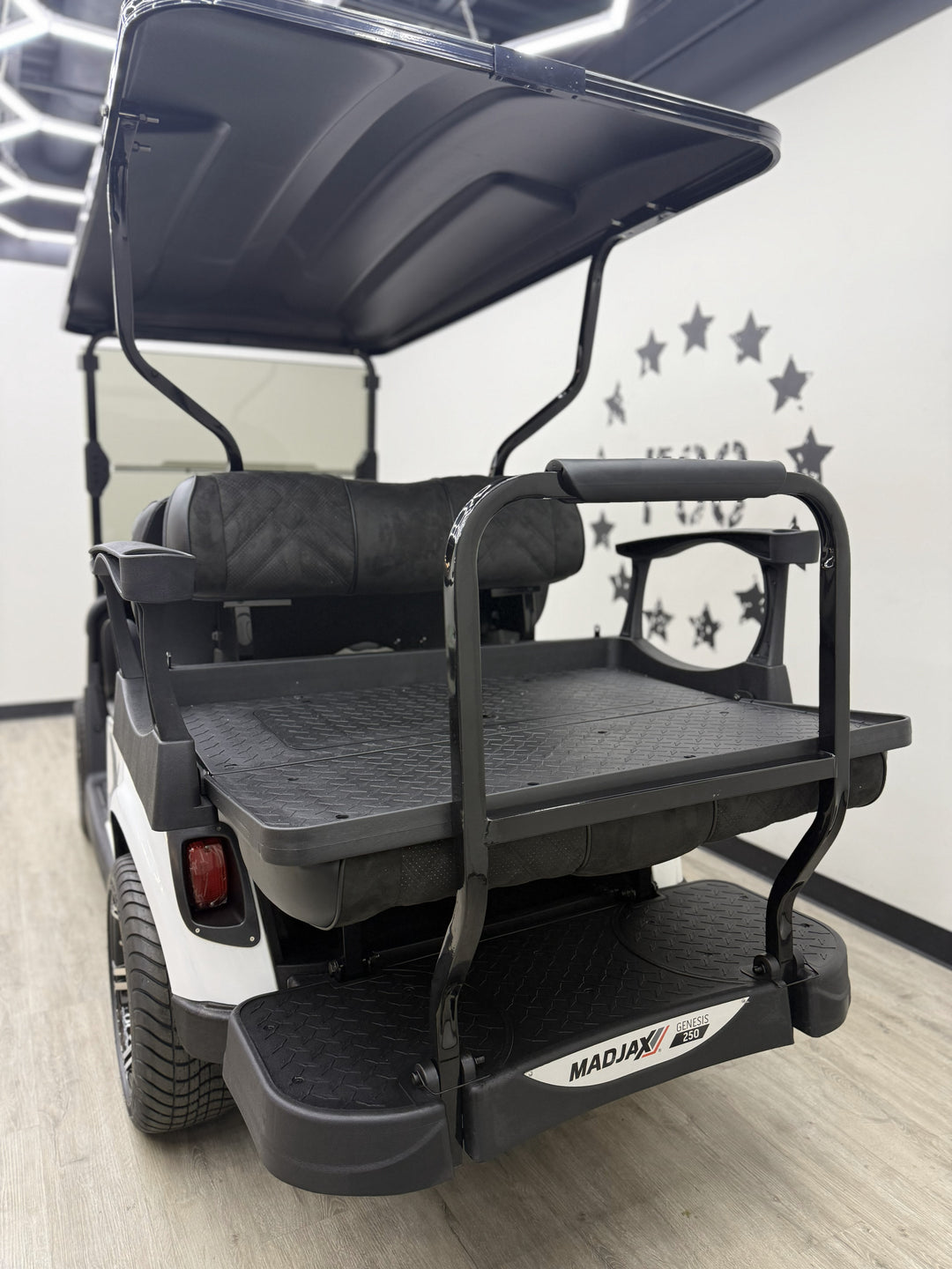 2020 EZGO EZGO RXV Elite 2.0 4 passenger Electric