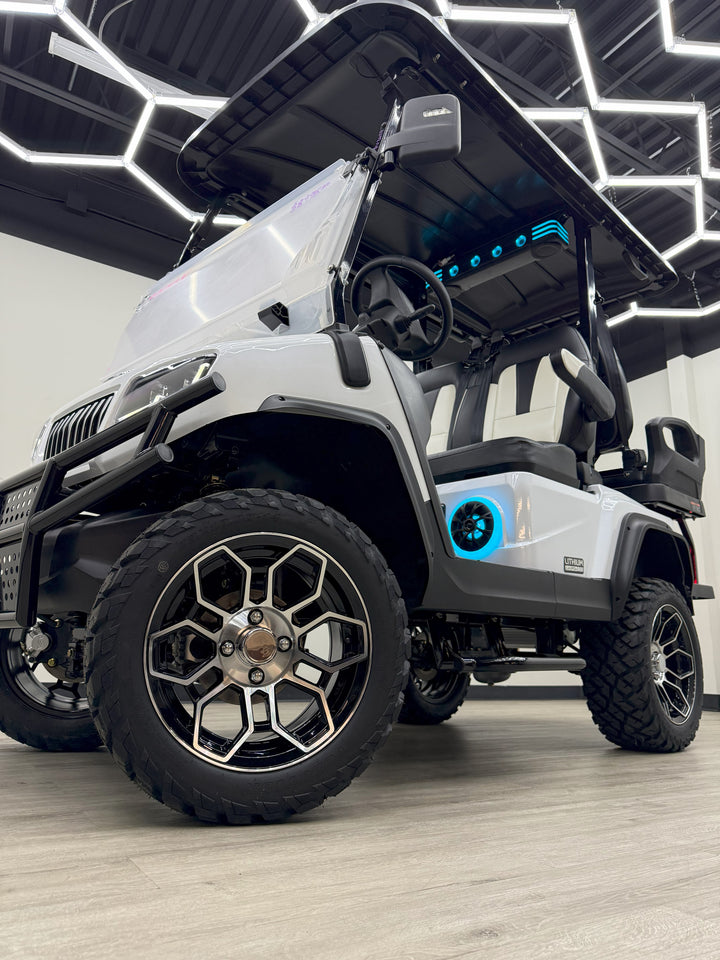 2025 Evolution D5-Maverick 2+2 Plus Electric