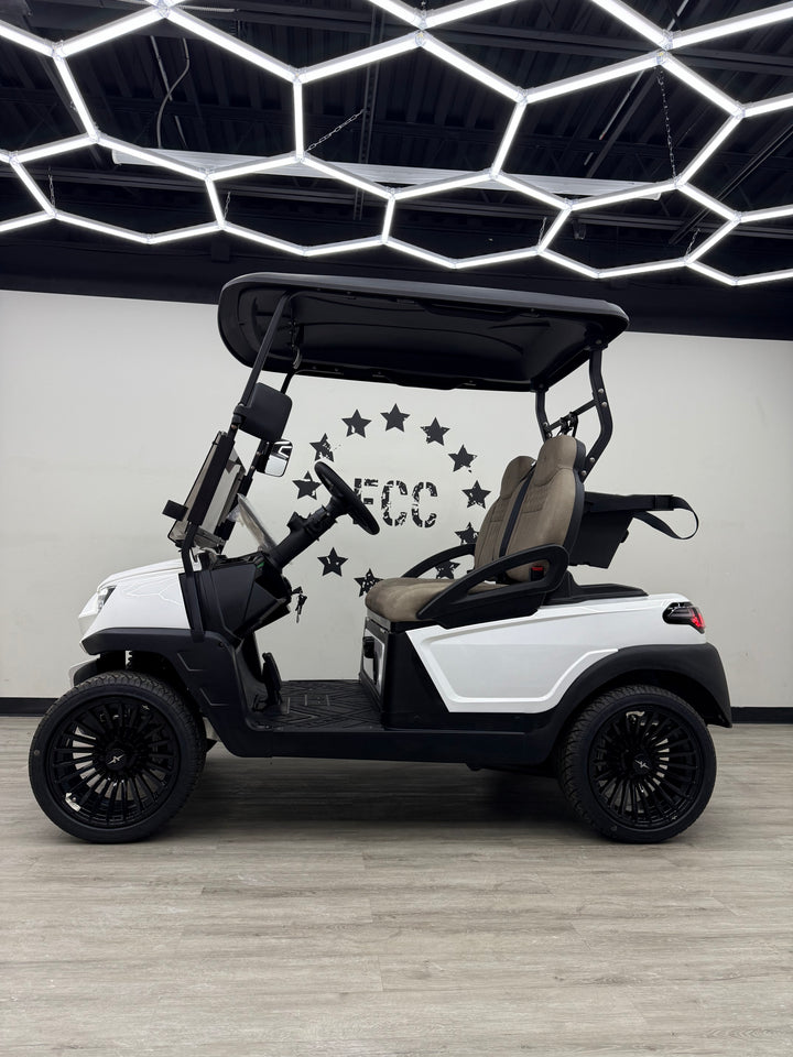 2026 Atlas 2 Passenger Electric