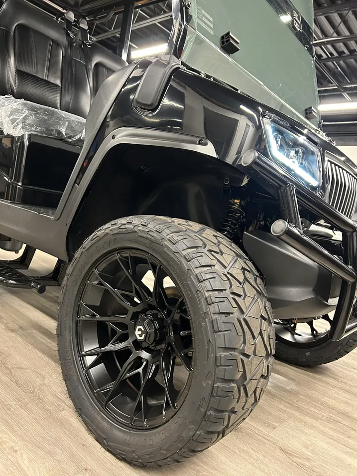 2024 Evolution D5-Maverick 2+2 Electric Lifted