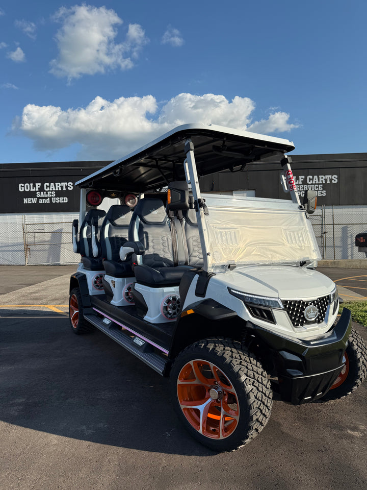 2025 Evolution D-Max XT6 Electric