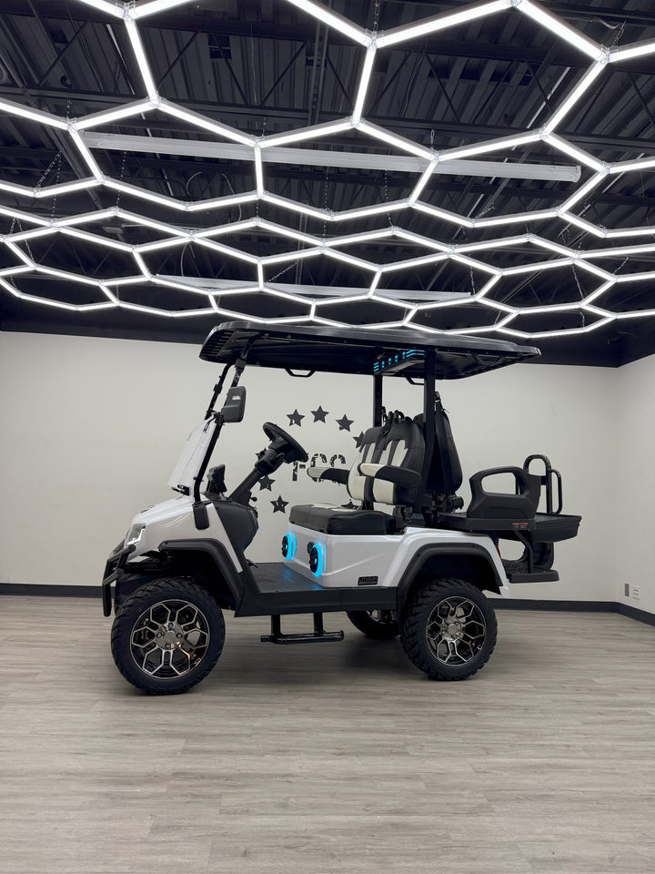 2025 Evolution D5-Maverick 2+2 Plus Electric